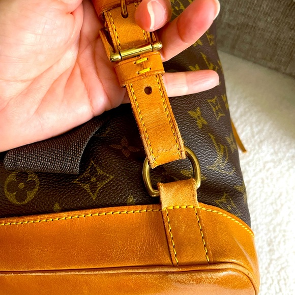 Authentic LV Montsouris GM Backpack Monogram - Picture 10 of 12